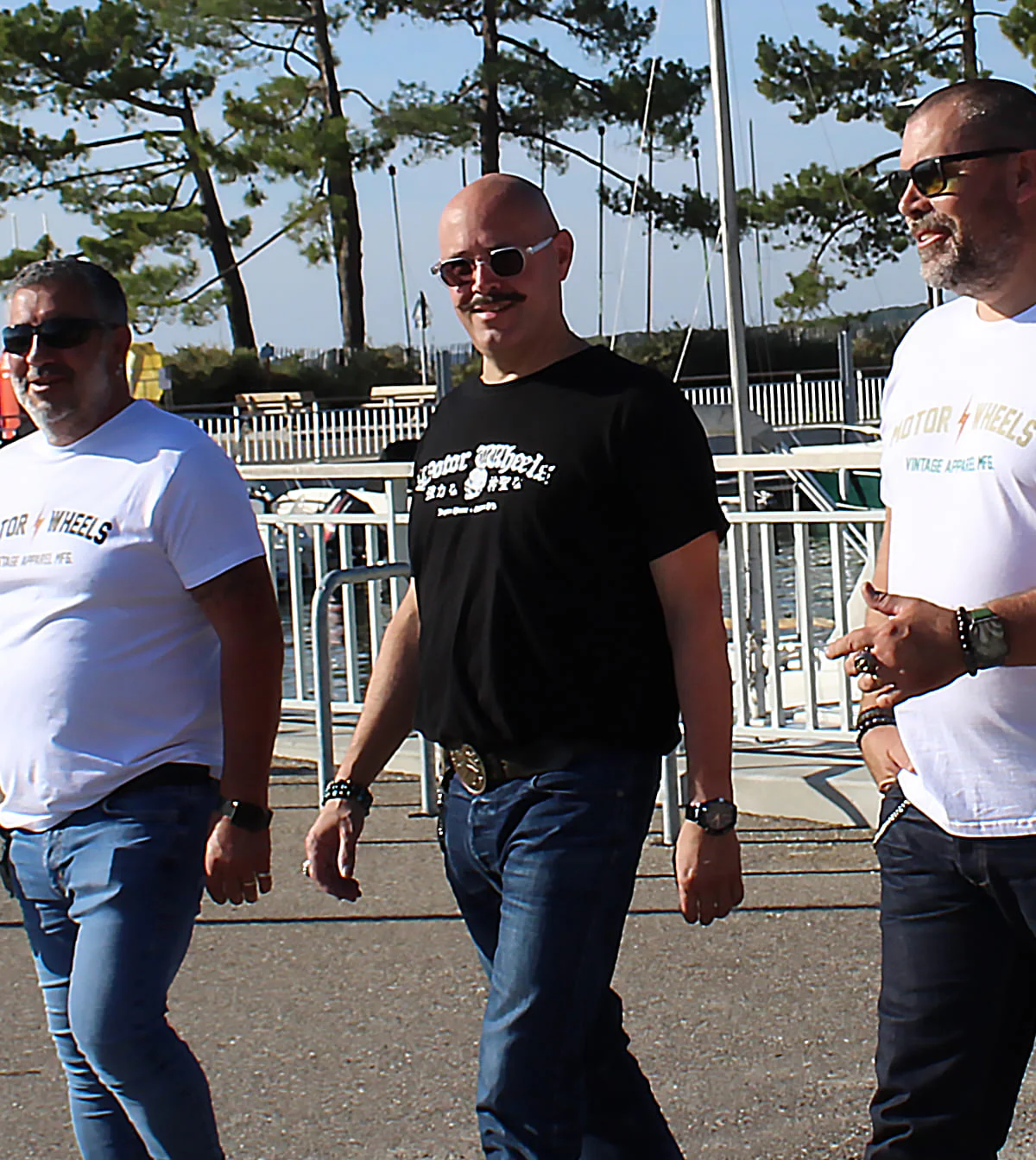 T-shirt "Japan Motor" — la fusion entre l’esprit biker et l’âme mécanique japonaise. – Image 5