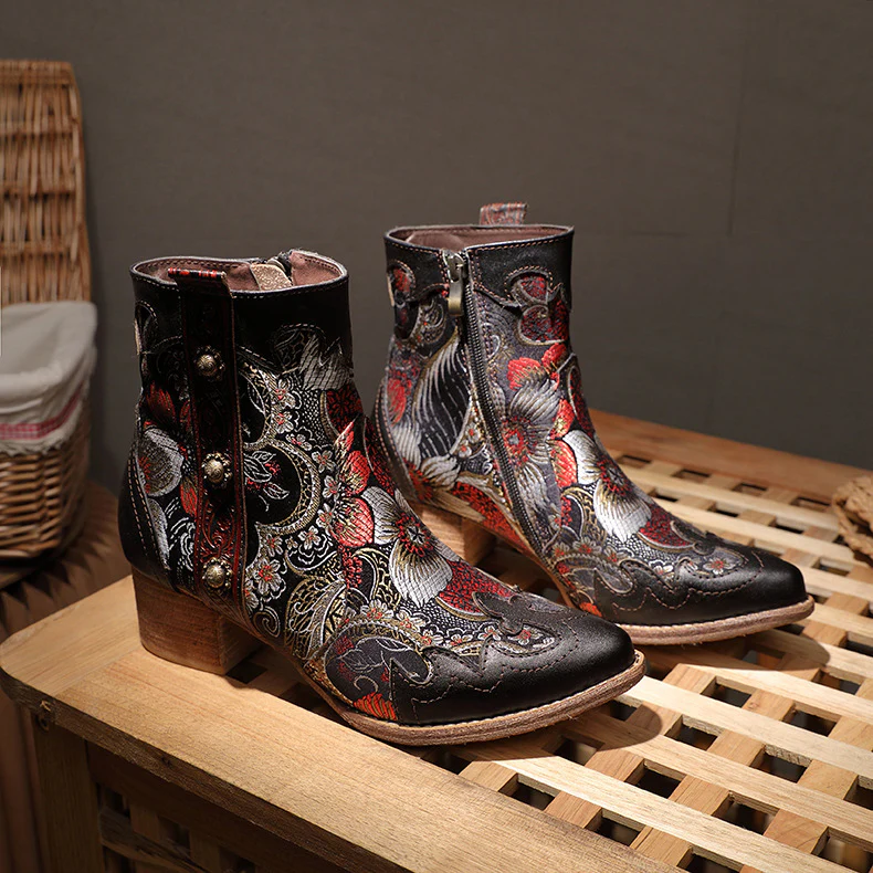 Bottines en Cuir Brodé – Élégance Artisanale et Charme Intemporel – Image 4