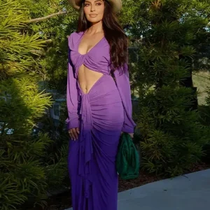 Robe de plage violet