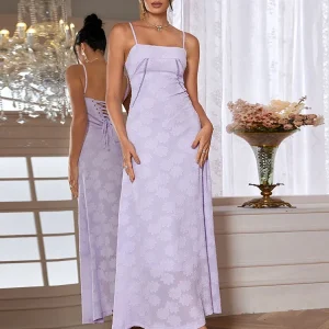 Robe violette pastel