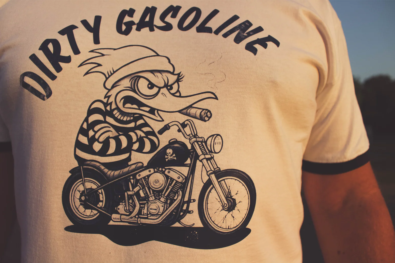 T-shirt "Dirty Gasoline" — L’esprit rebelle façon cartoon biker – Image 7