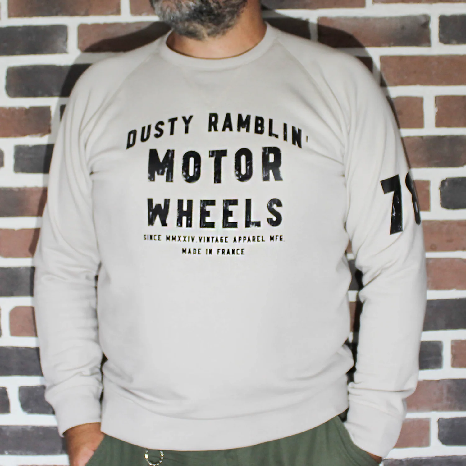 Sweatshirt "Dusty Ramblin’" — Molleton Gratté Desert Rider Edition – Image 4