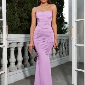 Robe moulante violette