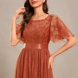 Robe terracotta dentelle